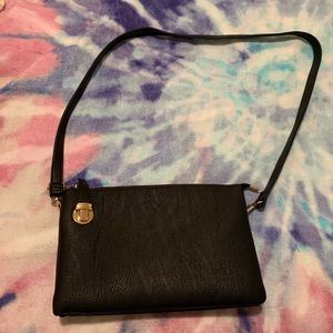 Black shoulder bag